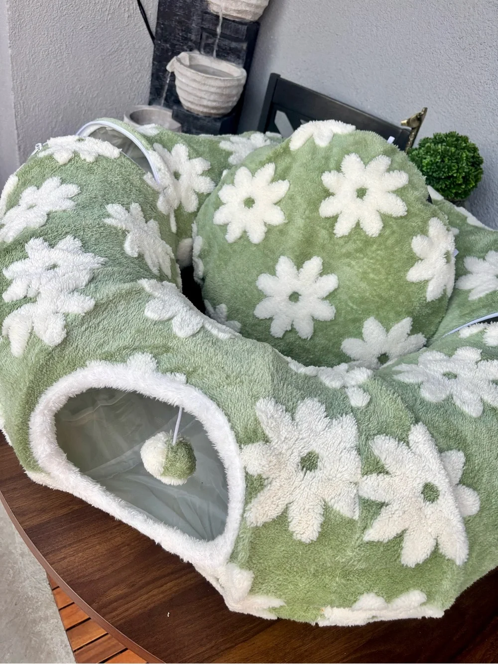Green & White Floral Plush CAT Tunnel Bed